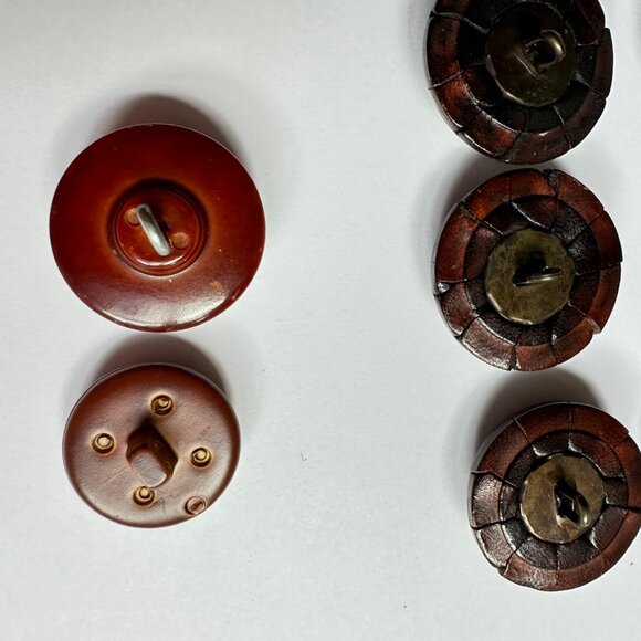 Bring a new lease of life to your sweaters or jackets, brown Leather Buttons - Picture 5 of 5